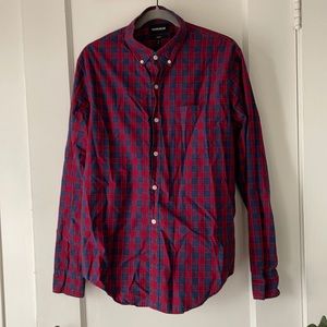Lightweight Long Sleeve Buttondown-Tailored Fit